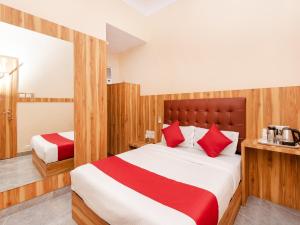 Postel nebo postele na pokoji v ubytování Hotel Al Moazin