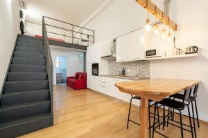 A kitchen or kitchenette at GiNa Guest House