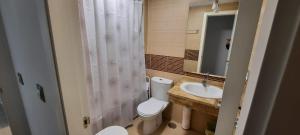Koupelna v ubytování Apartamento Marina en Moraira + 16 fotografií