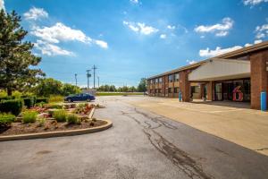 Afbeelding uit fotogalerij van Motel 6-Amherst, NY - Buffalo in Amherst