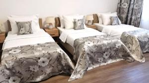 Letto o letti in una camera di Hotel N