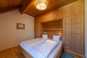 Letto o letti in una camera di Hotel Greif