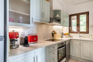 Gallery image of Oikia Guesthouse in Stafylos