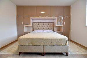 Afbeelding uit fotogalerij van Garden of Dreams & Free Private Parking in Sarajevo