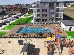 Basen w obiekcie Apartament z basenem i klimatyzacją lub w pobliżu