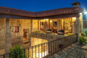 Το κτήριο όπου στεγάζεται  the country house