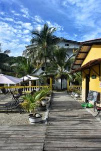 Gallery image of Hotel Cocotal in Isla Grande