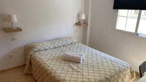 Zdjęcie z galerii obiektu HABITACIÓN GRANDE CON BAÑO PRIVADO en Coin a 30Km de la PLAYA w mieście Coín