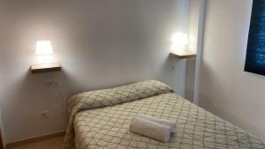 Zdjęcie z galerii obiektu HABITACIÓN GRANDE CON BAÑO PRIVADO en Coin a 30Km de la PLAYA w mieście Coín