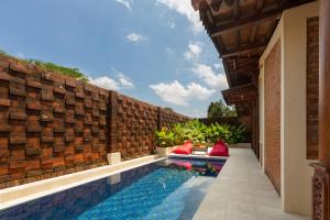 Piscine de l'établissement Bale Devata Resort ou située à proximité