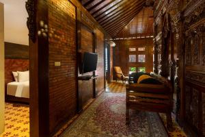 Coin salon dans l'établissement Bale Devata Resort
