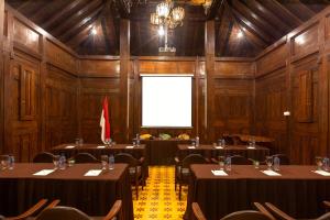 Espace de conférence ou salle de réunion dans l'établissement Bale Devata Resort