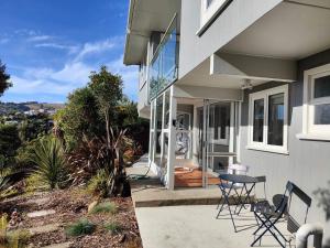 Gallery image of Fully Renovated Hillside Apartment Close To City in Christchurch