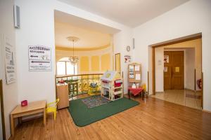Dětský klub v ubytování Hotel Flora