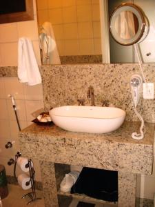 Ett badrum på Hotel Manta
