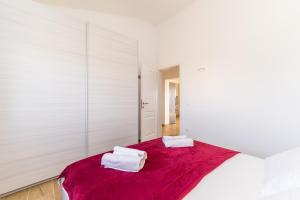 Posteľ alebo postele v izbe v ubytovaní VILLA BIANCA - Apartment with Private pool