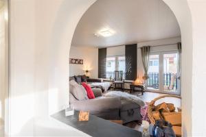 Posezení v ubytování DARFATI 4-Zimmer Wohnung