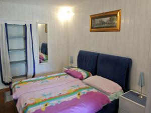 A bed or beds in a room at LIMONE