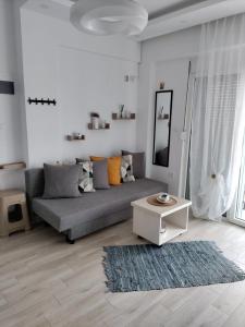 A seating area at MAGO APARTMENTS