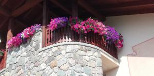 A balcony or terrace at Home Iseo Lake