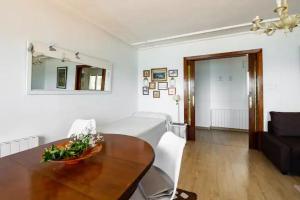 Fotografie z fotogalerie ubytování Apartamento Ezcurdia 22 Playa de San Lorenzo primera línea v destinaci Gijón