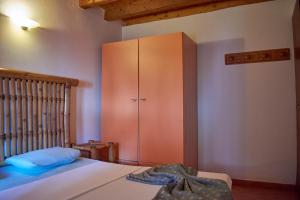 Een bed of bedden in een kamer bij CosmoCom Apartment Porto Antigo 1 Santa Maria Sal Island