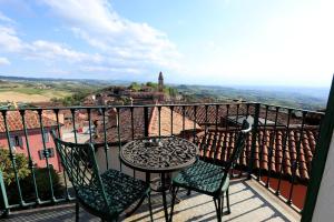 A balcony or terrace at Felicin - Dimora del Centro