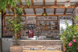 Fotografie z fotogalerie ubytování Lunaria Guest House v destinaci Ayvalık