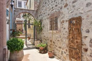 Fotografie z fotogalerie ubytování Lunaria Guest House v destinaci Ayvalık