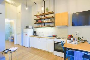 A cozinha ou kitchenette de Senses Suites