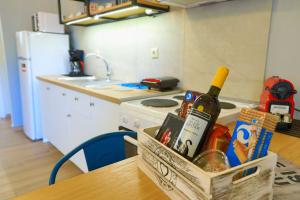A cozinha ou kitchenette de Senses Suites