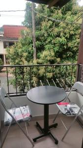 Μπαλκόνι ή βεράντα στο HABITACION AMOBLADA SECTOR LAURELES-ESTADIO hasta 3 personas Santorini