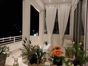 Balkón nebo terasa v ubytování Nefeli Seaside Apartments