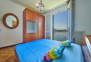 A bed or beds in a room at Bella vista