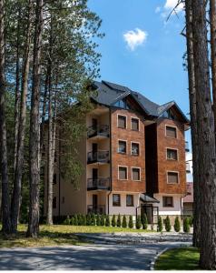 Το κτήριο όπου στεγάζεται  το διαμέρισμα +46 φωτογραφίες