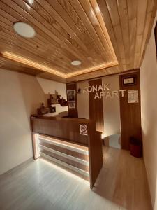 The lobby or reception area at Konak Grand Apart Még 37 kép