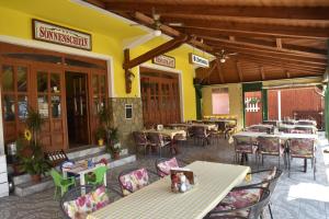 Restaurace v ubytování Hotel Napsugár