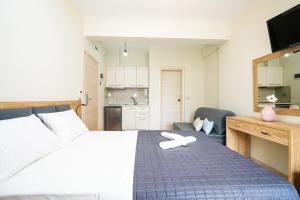 A bed or beds in a room at Villa MARIA