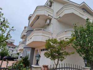 Photo de la galerie de l'établissement IL Freddo Apartments, à Ulcinj