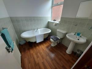 Koupelna v ubytování Beach View Apartment - Seafront Luxury Property, Bridlington