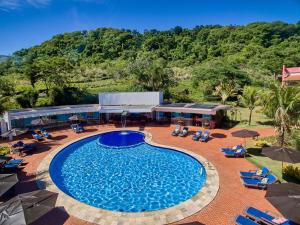 Bazén v ubytování Hotel Boutique Frangipani nebo v jeho okolí