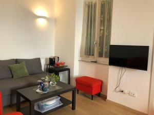 A television and/or entertainment centre at Harmony Affittacamere