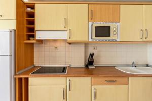 A cozinha ou cozinha compacta de Kurbis 25