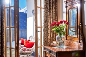 Ruang duduk di Hotel Schloss Mittersill