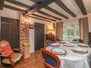 Galería fotográfica de Shepherd Cottages luxury self catering in heart of Kent en Lenham