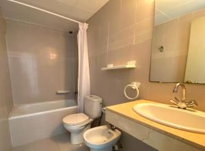 Kúpeľňa v ubytovaní Apartamentos Amatista