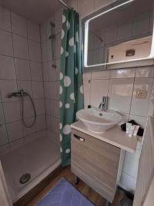 Phòng tắm tại Loods 123 bed & kitchen