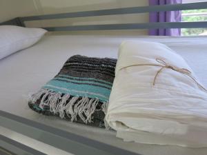 Postel nebo postele na pokoji v ubytování Pahoa Village Hostel