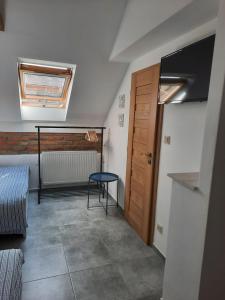 Letto o letti in una camera di Statek u kapličky
