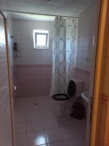 Phòng tắm tại Egedeki Eviniz